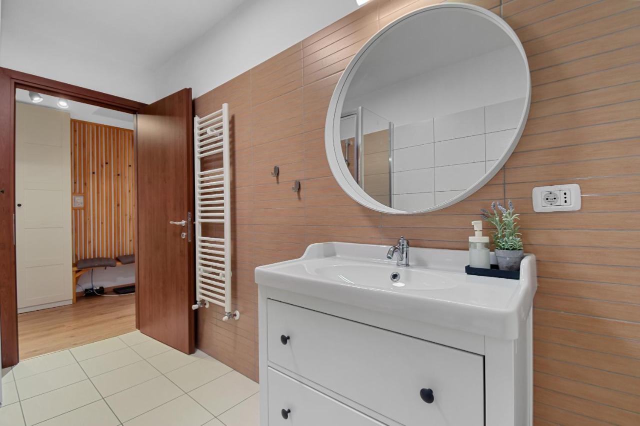 Clabucet Cozy Studio Apartment Predeal Bagian luar foto