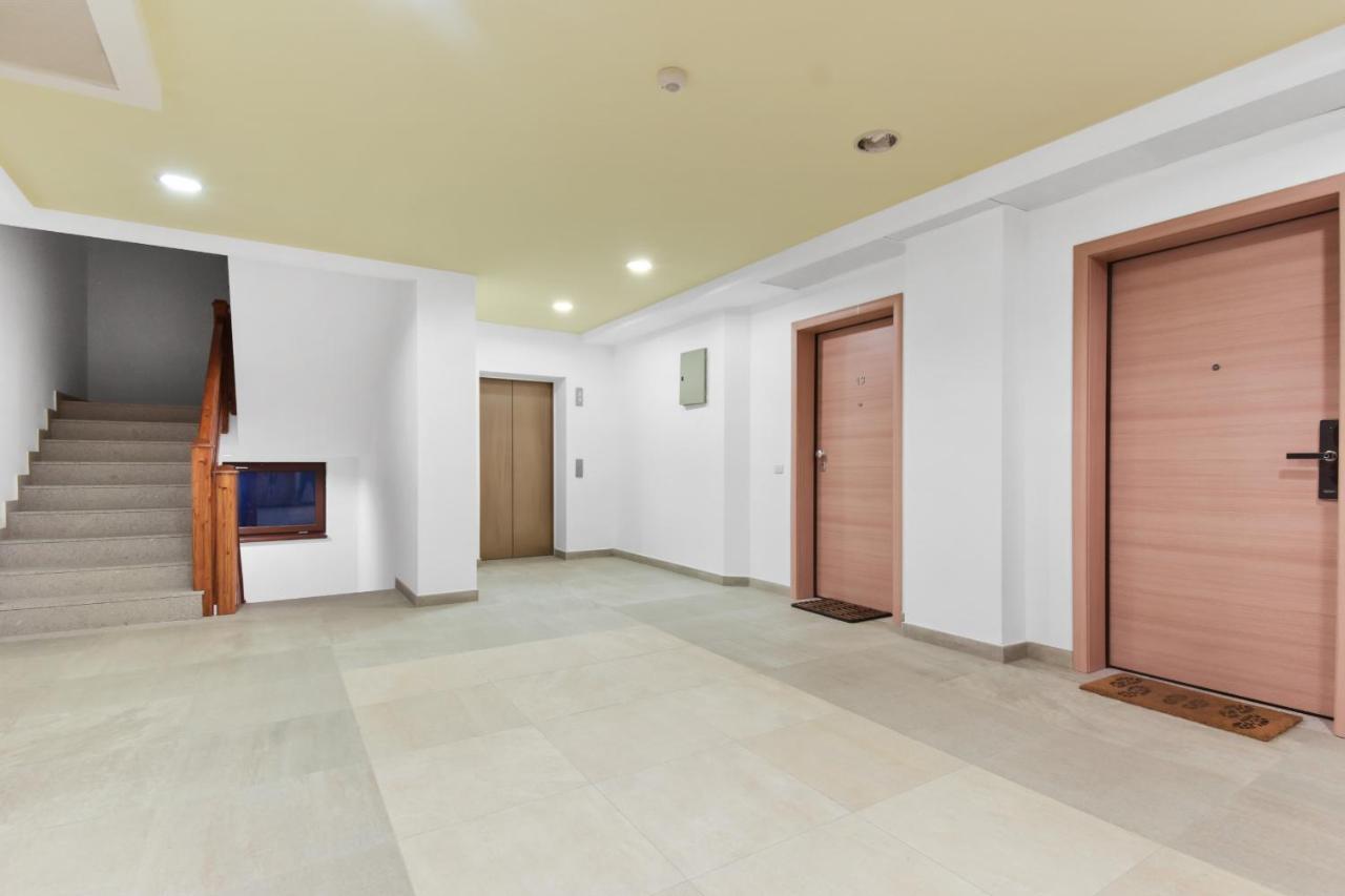Clabucet Cozy Studio Apartment Predeal Bagian luar foto